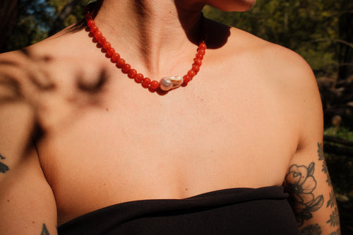 Carnelian and Baroque Pearl Beaded Necklace