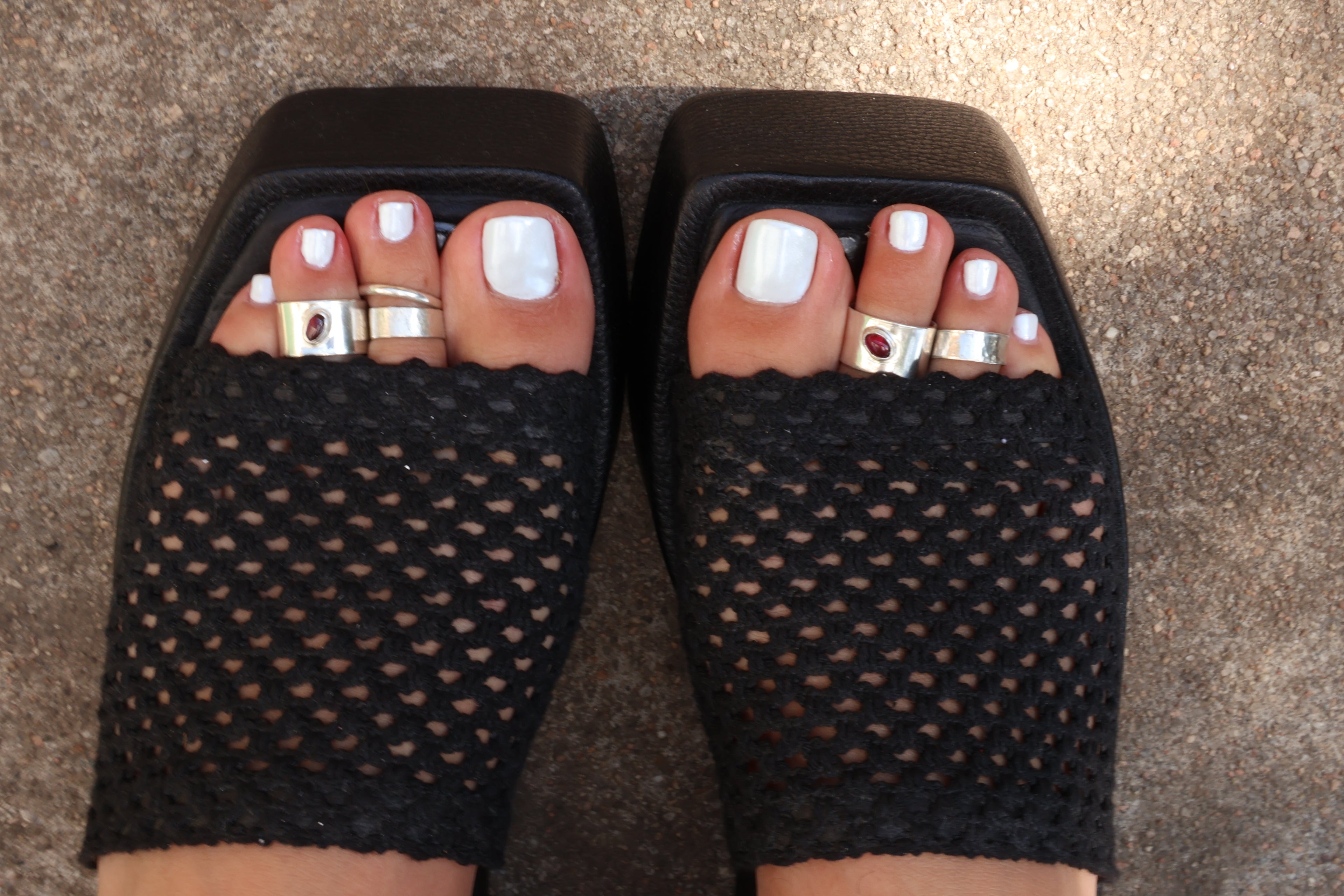 Garnet Toe Ring